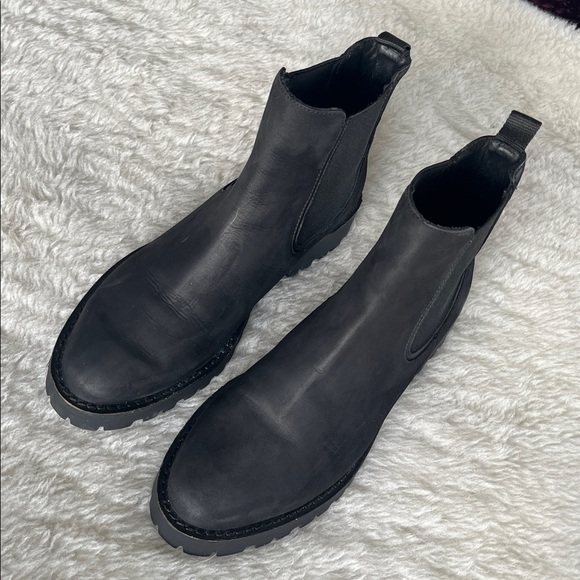 Thursday Boot Co Black Matte Leather Chelsea Boots size 9.5 - Picture 7 of 10